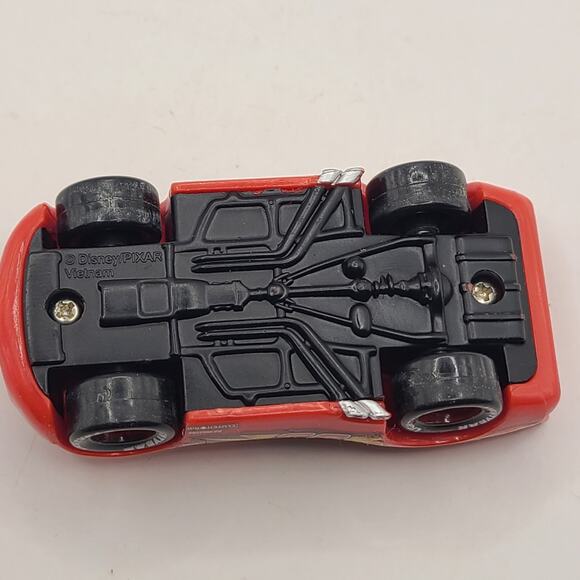 Lightning McQueen. Cake topper. Light weight plastic car. - Picture 5 of 5